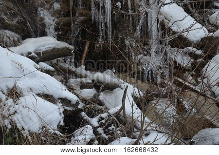 Ice winter water river wood wtone snow