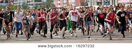 WIZEBSK, Weißrussland - 15 Mai: Start der Läufer auf einen Sporturlaub 