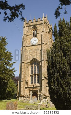 Normal stili kilise Whitchurch, Dorset, İngiltere