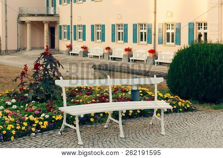 Bad Elster, Germany August 29, 2018: The Resort Architectural Ensemble Of Bad Elster With A Shady Pa