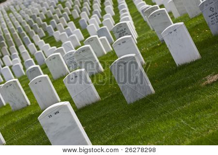 Arlington National Cemetery, nella Contea di Arlington, Virginia, è un cimitero militare in Stat Uniti