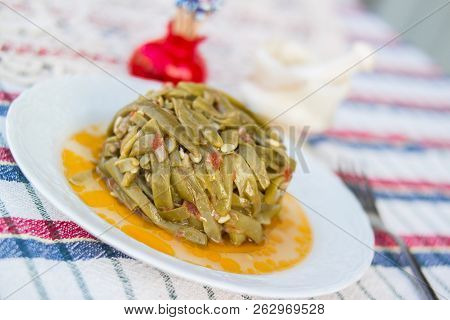 Turkish Traditional Green Beans / Zeytinyagli Fasulye