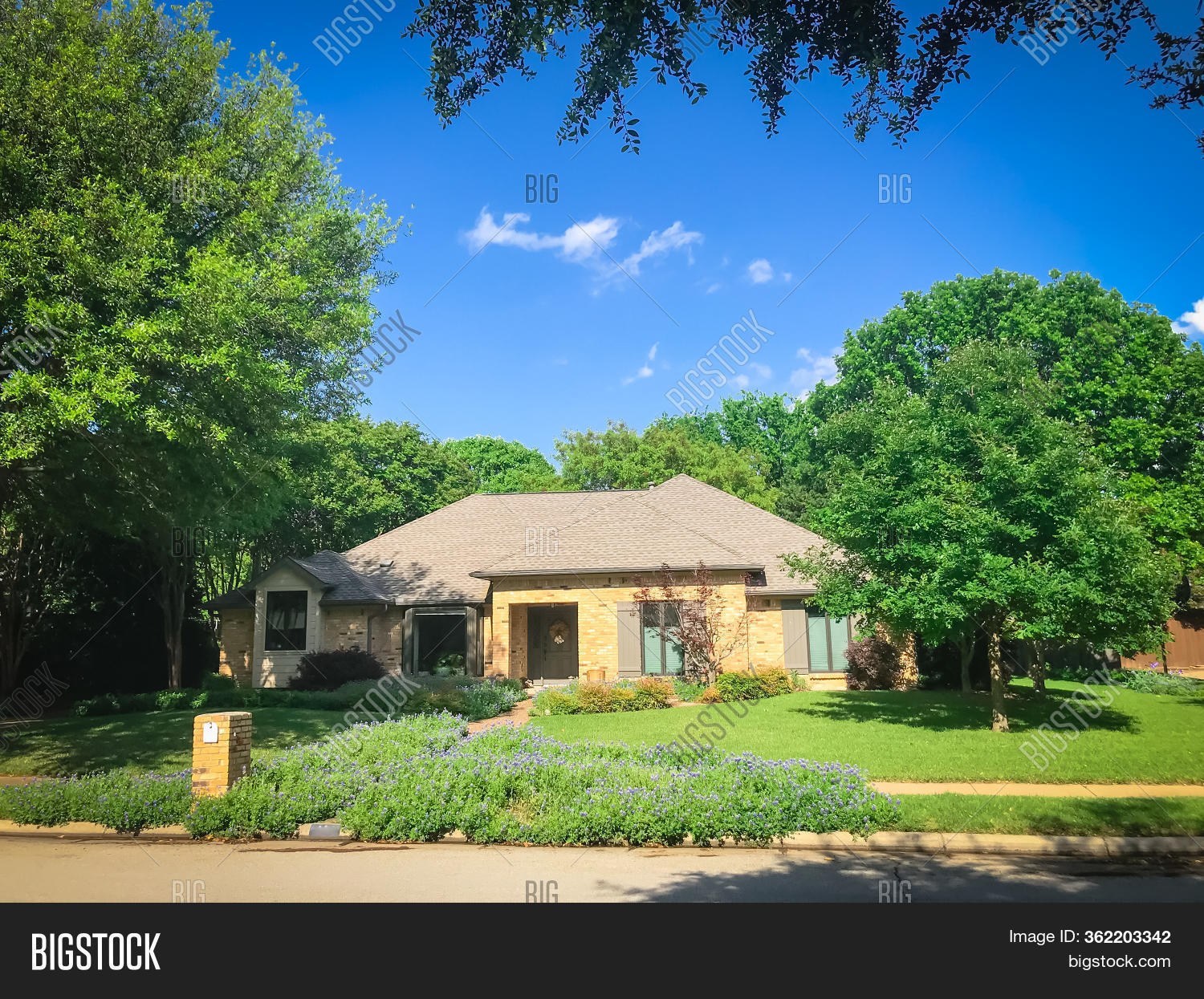 Front Yard Entrance Image & Photo (Free Trial) Bigstock