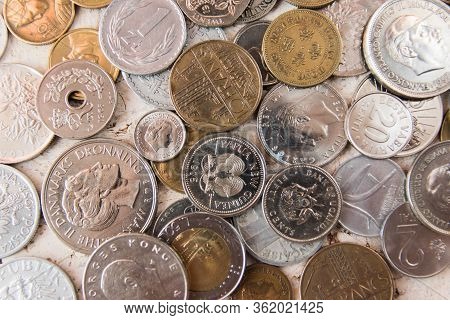 Old Golden And Silber Coins. Money From France, Poland, Italy, England, Peru, Austria, Czech Republi