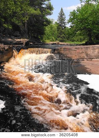 Sturgeon River