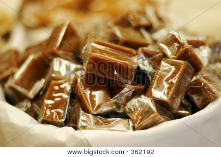 Karmel kostki poziome