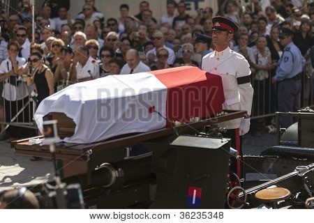Dom Mintoff funerale