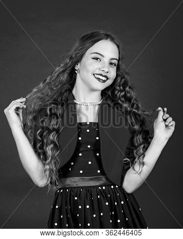 Hair Waving And Care. Healthy Strong Hair. Shampoo For Brunette Locks. Perfect Curl. Elegant Retro K