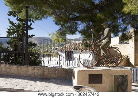 Caravaca, Spain - November 17, 2017: Street Of The City Of Caravaca De La Cruz, A Place Of Pilgrimag