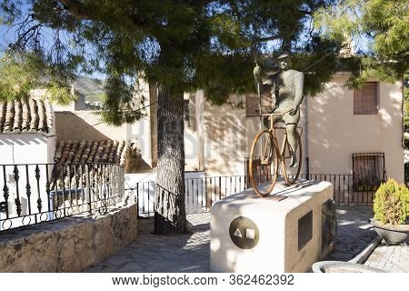 Caravaca, Spain - November 17, 2017: Street Of The City Of Caravaca De La Cruz, A Place Of Pilgrimag