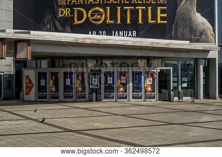 Stuttgart,germany - March 28,2020:center The Big,old Multiplex Cinema Ufa-palast Was Closed In The T