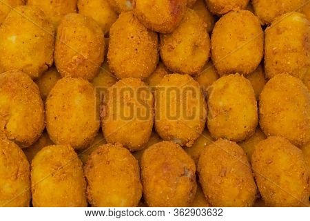 Potato Pork Chops Are Being Sold At Territy Bazar, Kolkata. Deep Fried Items With Pork And Potato Fi