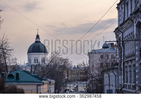 Moscow View With Hohlovsky Lane And Dome Of Ioanno Predtechensky Monastery At Dusk.