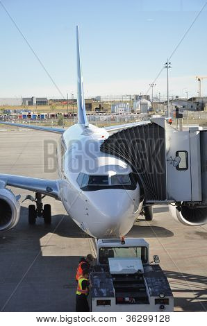 CALGARY, AB, KANADA - 25. SRPNA 2012
