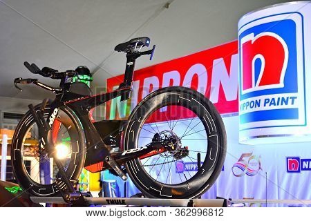 Pasay, Ph - April 7 - Hed Bicycle At Manila International Auto Show On April 7, 2018 In Pasay, Phili