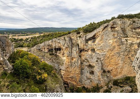 Devil's Window. Natural Viewpoint On The Bank Of The River Jucar. Villalba De La Sierra, Cuenca, Spa
