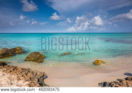 Aruba Idyllic Caribbean Beach At Sunny Day, Dutch Antilles, Caribbean Sea