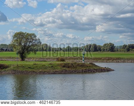 the city of Doesburg at the Ijssel river