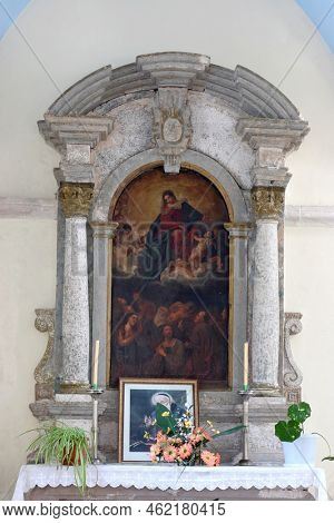 CARA, CROATIA - SEPTEMBER 15, 2013: Altar of Our Lady of the Scapular in the Parish Church of St. Peter in Cara, Croatia