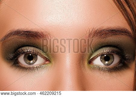 Macro Green Girl Eyes With Green Eyeshadow