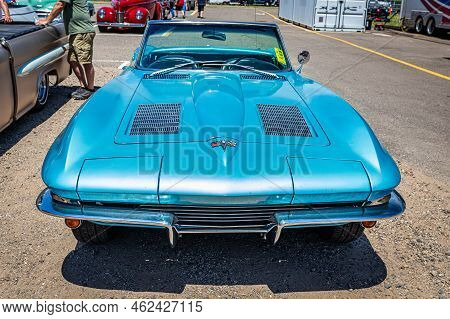 Falcon Heights, Mn - June 18, 2022: High Perspective Front View Of A 1963 Chevrolet Corvette Stingra