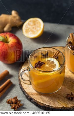 Homemade Wassail Mulled Apple Cider