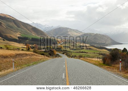 Scenic Road  along Lake Hawea, NZ