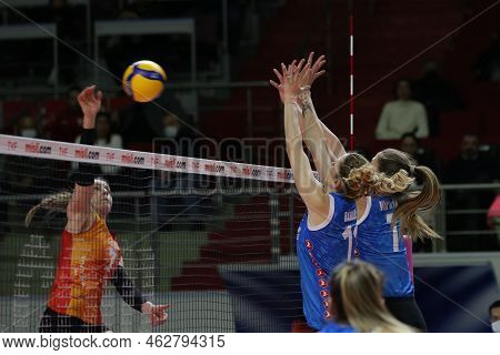 Istanbul, Turkey - March 20, 2022: Bahar Toksoy Guidetti And Kiera Van Ryk In Action During Turk Hav