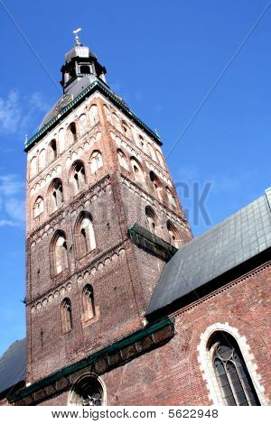 Dom