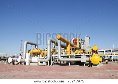 Oil pipeline