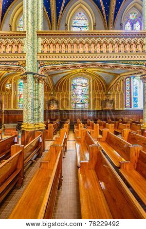 Ottawa, CANADA - SEP 10: Notre-Dame Cathedral Basilica interior on September 10, 2014 in Ottawa, Canada. It is the oldest and largest church in Ottawa and National Historic Site of Canada.