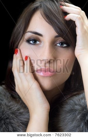 美しい若い女性の肖像画