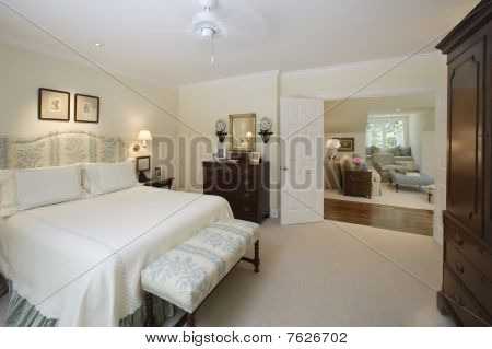 gehobene Schlafzimmer