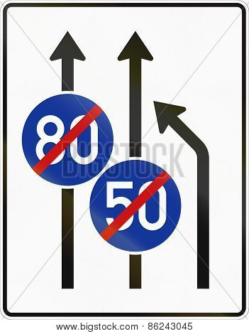 Three Lanes With Minimum Speed Ending