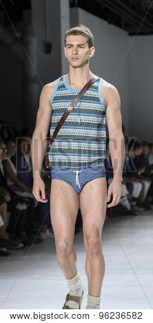 Parke & Ronen