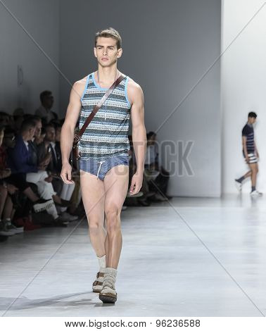 Parke & Ronen