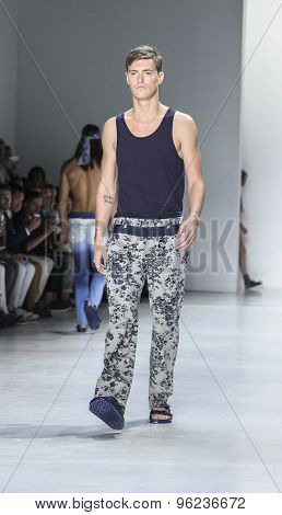 Parke & Ronen