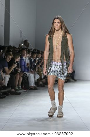 Parke & Ronen