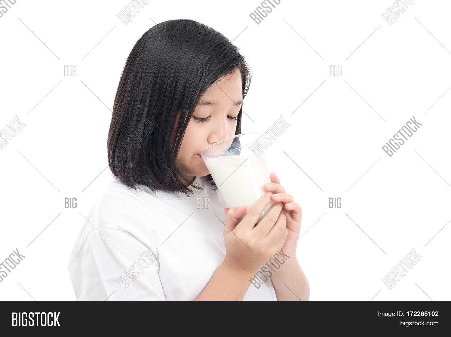Ребенок пьет молоко. Don t drink milk. Пить кефир. Мужское молоко. Don t drink milk.
