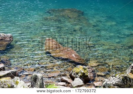 Rocky bottom of the lake (Czarny Staw, Tatras)