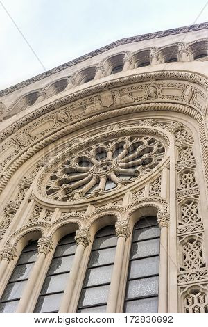 Temple Emanu-el