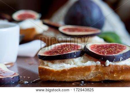 Nice bruschetta with the chease and fresh figs