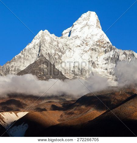 Evening View Of Ama Dablam With Beautiful Cloud From Kongde Village, Khumbu Valley, Solukhumbu, Nepa