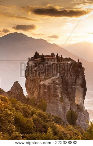 Monastery Of The Holy Trinity On Cliff. Greek Destinations. The Meteora Monasteries, Greece Kalambak