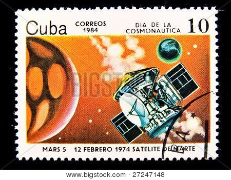 Kuba - cca 1984: Známka vytištěna v Kuba ukazuje kosmické stanice Mars 5, cca 1984. Velký prostor ser