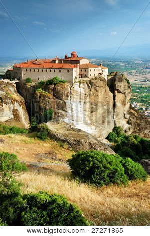 Svatý klášter svatého Štěpána, Meteora, byl postaven v 16. století a zdobené v roce 1545 (to 