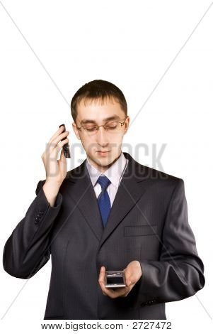 Uomo d'affari parlando su un telefono Mobile