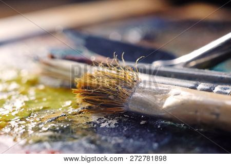 Set For Drawing With The Spoiled Brush With Synthetic Pile
