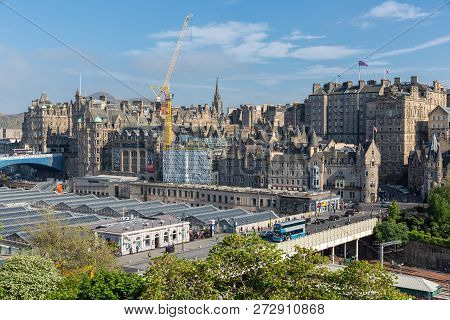 Edinburgh, Scotland - May 24, 2018: Aerial View From Scott Monument At Medieval City Of Edinburgh Wi