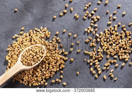 Organic Fenugreek Seeds - Trigonella Foenum - Graecum